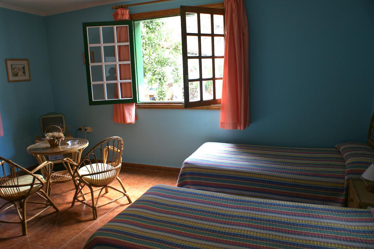 Apartamentos Nelly Valle Gran Rey Pokoj fotografie
